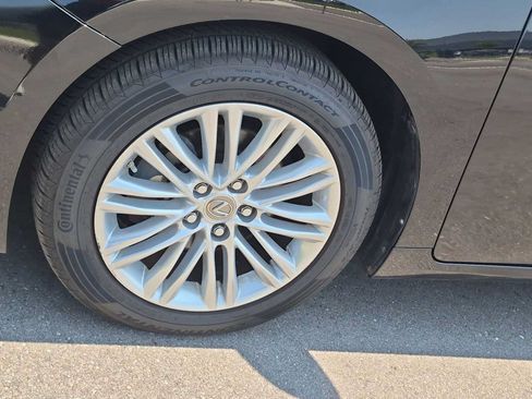 Used 2015 Lexus ES 350 w/ Luxury Package FWD image 14
