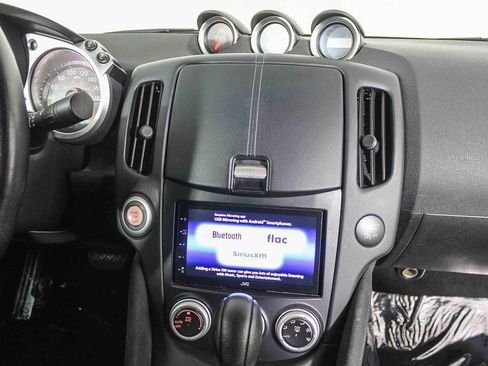 Used 2012 Nissan 370Z Roadster image 14