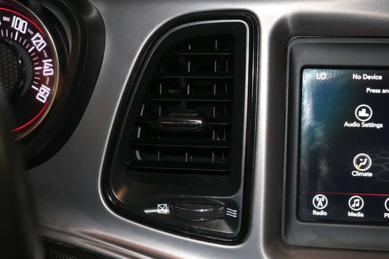 Used 2023 Dodge Challenger SXT RWD image 53