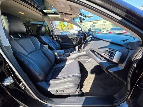 Used 2022 Subaru Outback Limited image 16