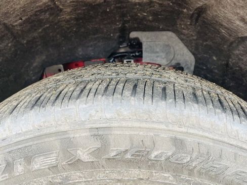 Certified 2023 Nissan Rogue SV image 8