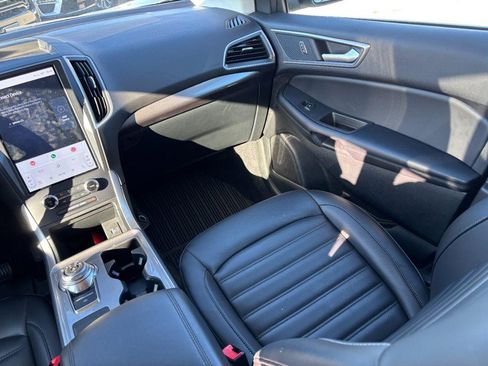Used 2024 Ford Edge SEL w/ Convenience Package image 15