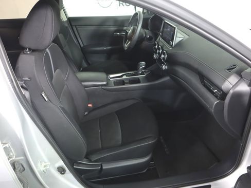 Certified 2020 Nissan Sentra SV image 30