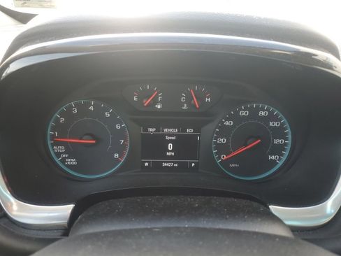 Used 2021 Chevrolet Traverse LS image 16