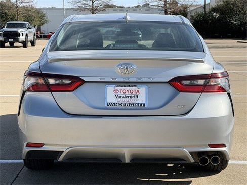 Certified 2024 Toyota Camry SE image 5