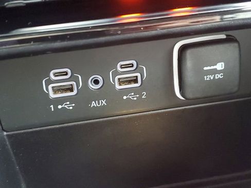 Used 2023 Jeep Grand Cherokee Limited image 26