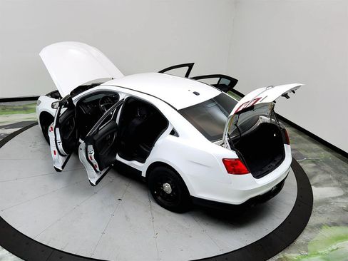 Used 2017 Ford Taurus Police Interceptor AWD image 37