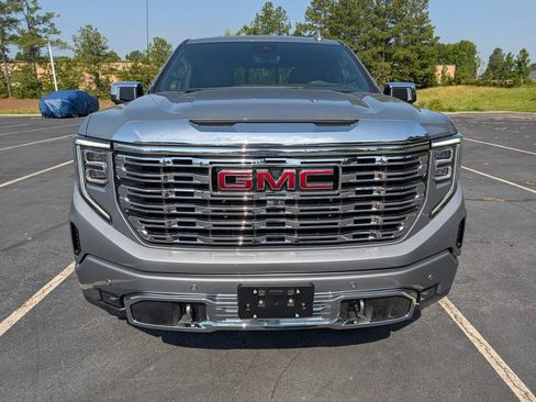 New 2026 GMC Sierra 1500 Denali w/ Denali Reserve Package AWD/4WD image 3