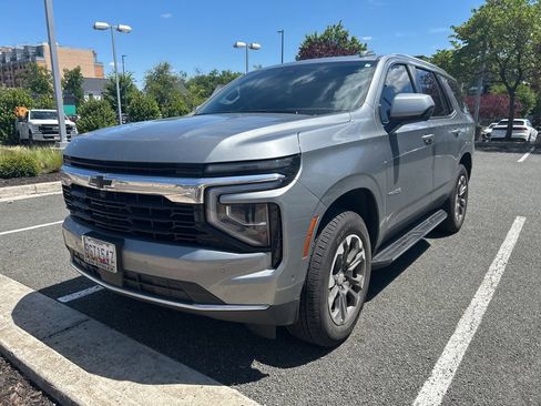 Used 2025 Chevrolet Tahoe LS w/ Max Trailering Package AWD/4WD image 1