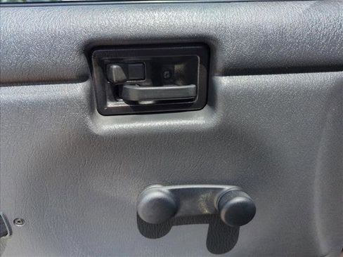 Used 2005 Jeep Wrangler Sport AWD/4WD image 9