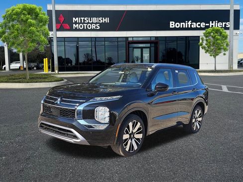 New 2026 Mitsubishi Outlander SEL FWD image 2