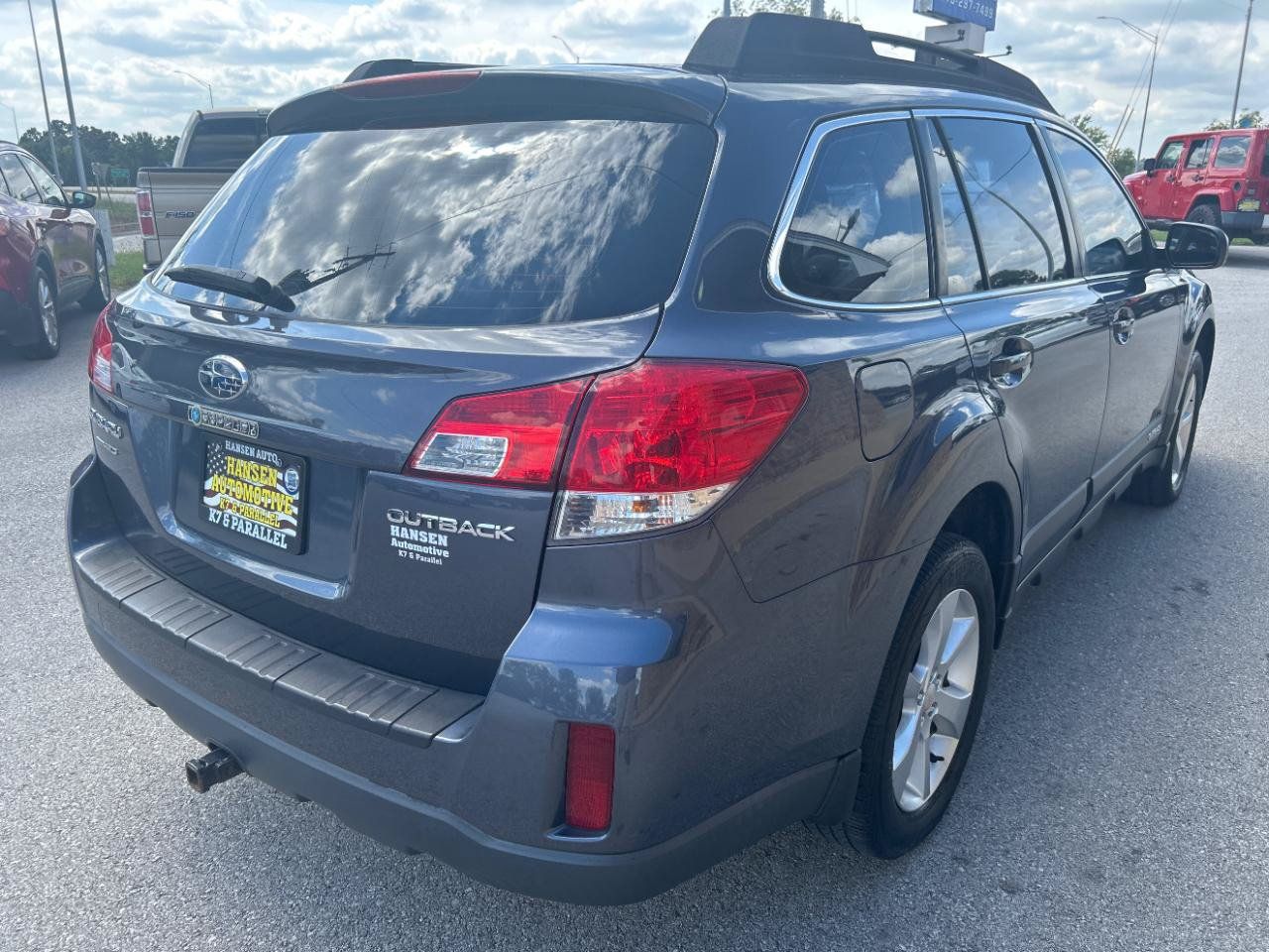 Used 2014 Subaru Outback 2.5i w/ Alloy Wheel Package AWD/4WD image 5