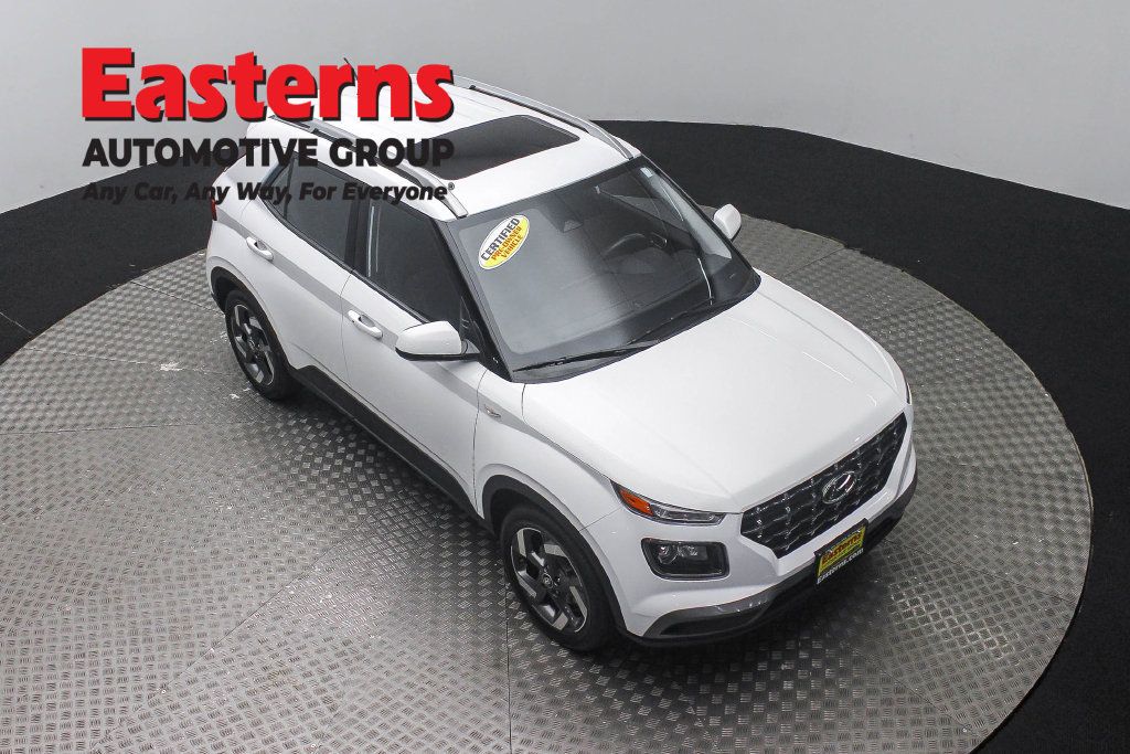 Used 2025 Hyundai Venue SEL FWD image 5