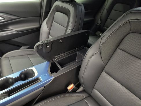 New 2026 Chevrolet Equinox EV LT w/ LPO, All-Weather Mat Package AWD/4WD image 27