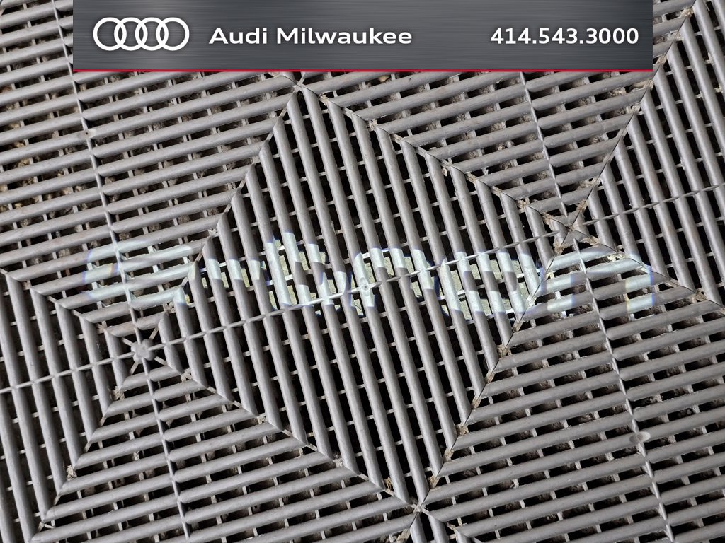 Used 2024 Audi Q8 e-tron Prestige w/ Prestige Package AWD/4WD image 16