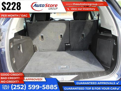 Used 2017 GMC Terrain SLE image 10