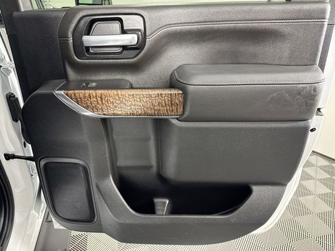 Used 2021 GMC Sierra 2500 Denali w/ Denali Ultimate Package image 26