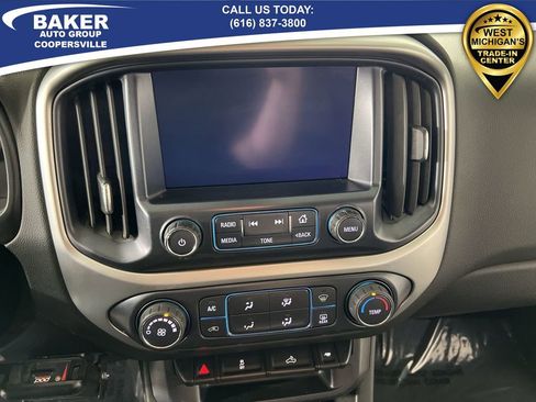 Used 2018 Chevrolet Colorado LT w/ LT Convenience Package image 12