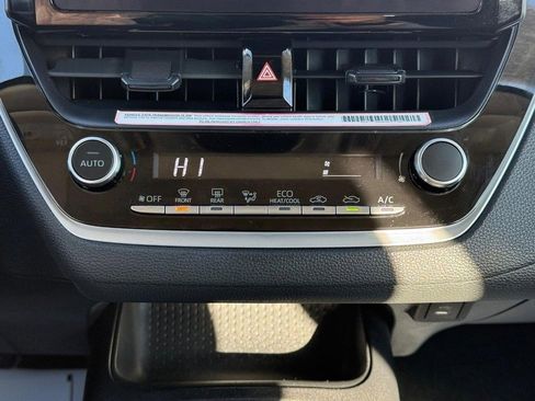 Used 2024 Toyota Corolla LE image 18