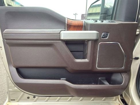 Used 2018 Ford F150 King Ranch w/ Equipment Group 601A Luxury image 18