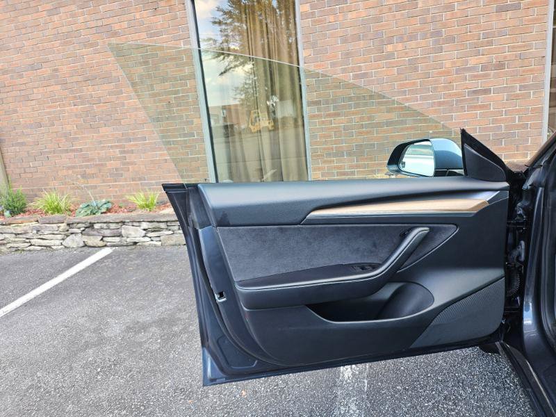 Used 2022 Tesla Model 3 RWD image 33