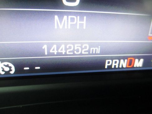 Used 2015 GMC Sierra 2500 SLT w/ Duramax Plus Package image 32