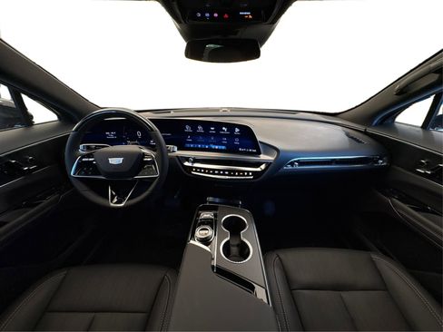 New 2026 Cadillac Lyriq Sport image 23