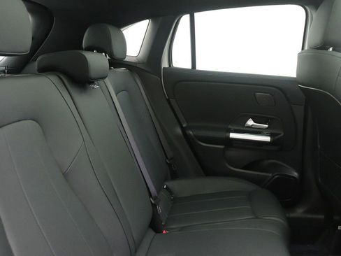 Certified 2026 Mercedes-Benz GLA 250 image 32