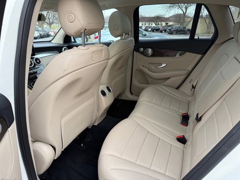 Used 2018 Mercedes-Benz GLC 300 4MATIC image 23