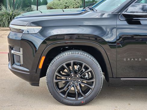 New 2026 Jeep Grand Wagoneer L Summit AWD/4WD image 10