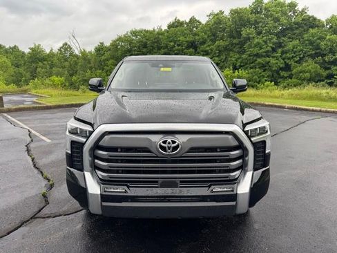 Used 2022 Toyota Tundra Limited AWD/4WD image 8