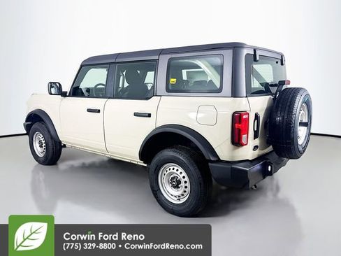 New 2025 Ford Bronco 4-Door image 5