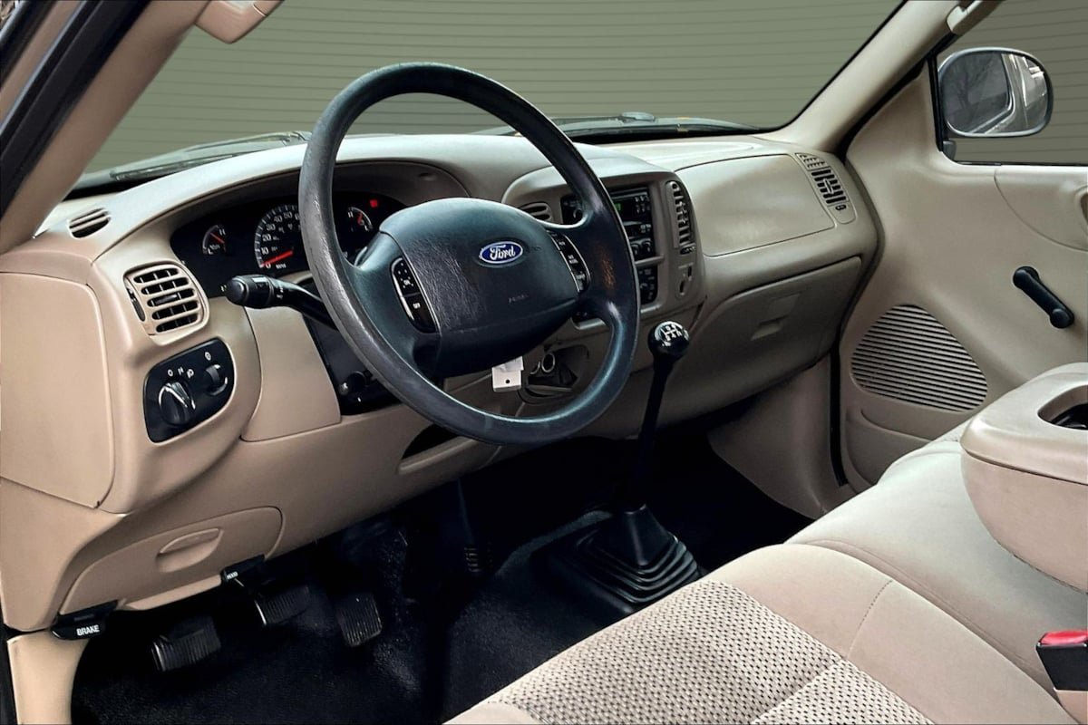 Used 2003 Ford F150 XL RWD image 17