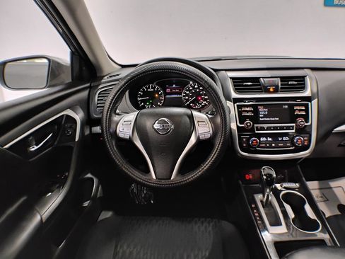 Used 2018 Nissan Altima 2.5 SV image 70