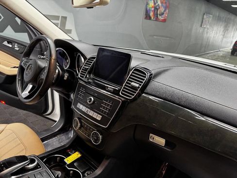 Used 2019 Mercedes-Benz GLS 450 4MATIC image 54