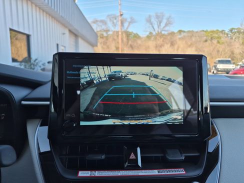 Used 2026 Toyota Corolla LE image 33