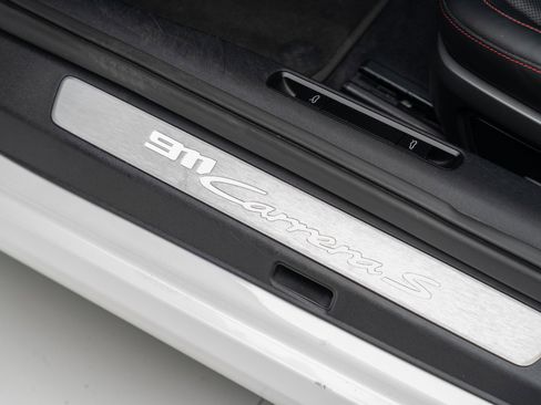 Certified 2022 Porsche 911 Carrera S RWD image 14