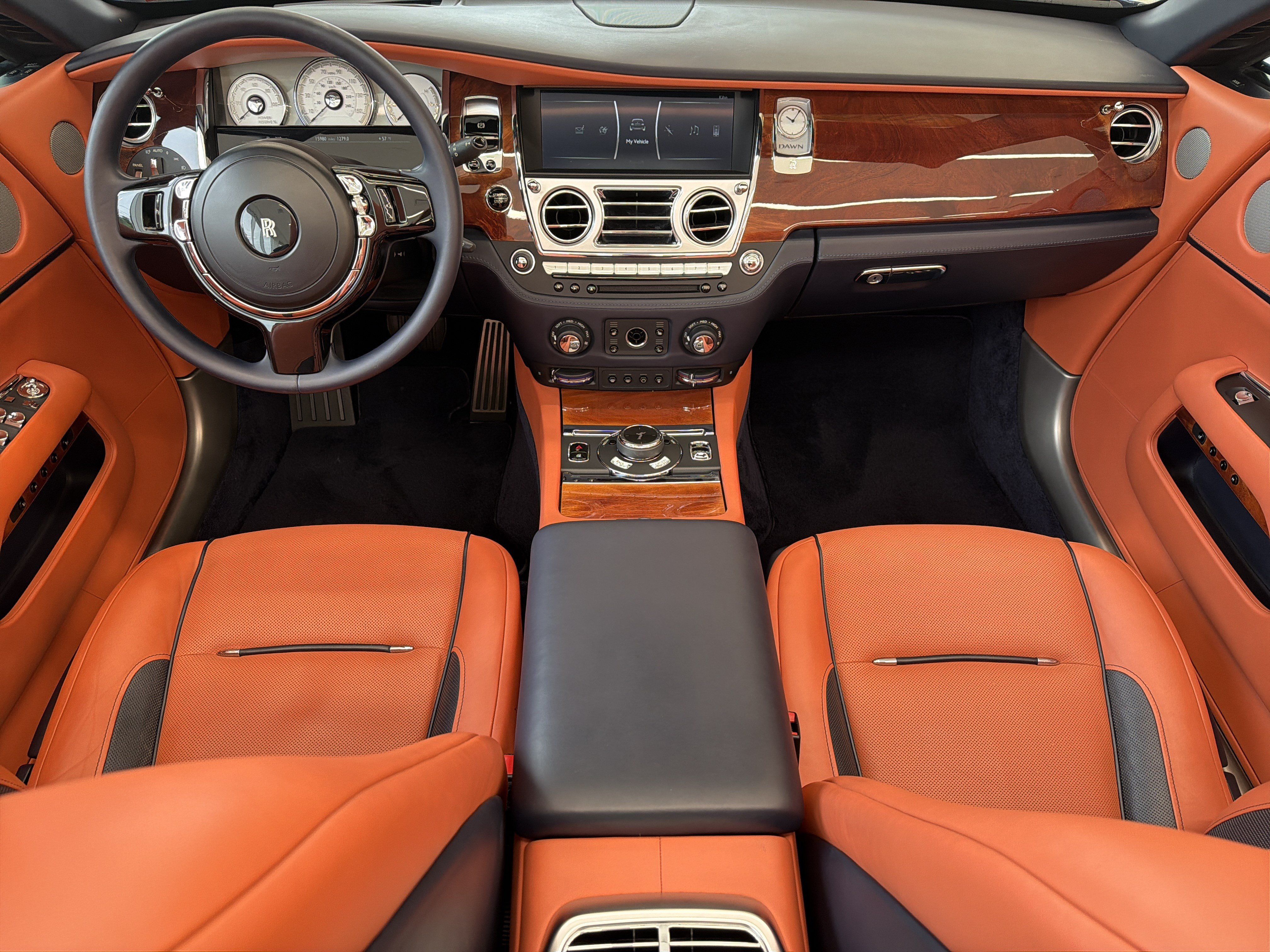 Certified 2018 Rolls-Royce Dawn RWD image 5