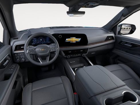 New 2026 Chevrolet Suburban Premier image 15