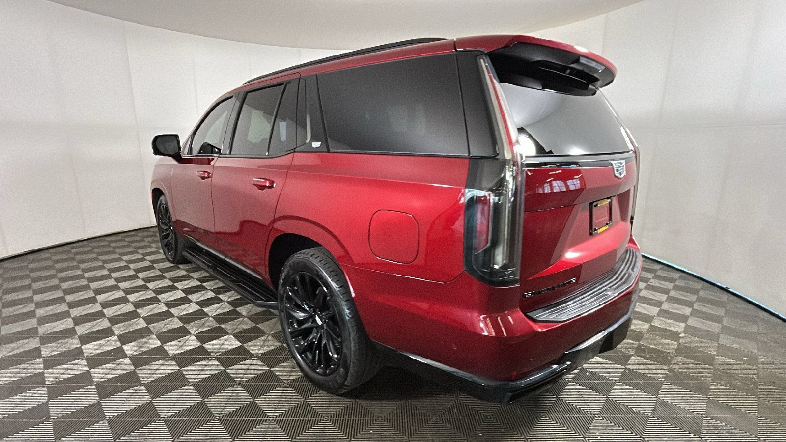 Used 2023 Cadillac Escalade Sport Platinum w/ LPO, ONYX Package AWD/4WD image 5