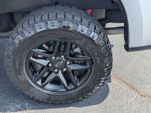 Used 2022 Chevrolet Silverado 1500 LT Trail Boss w/ LT Trail Boss Premium Package image 25