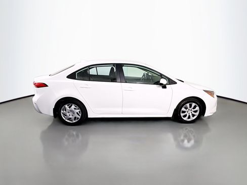 Used 2023 Toyota Corolla LE w/ Carpet Mat Package (TMS) FWD image 11
