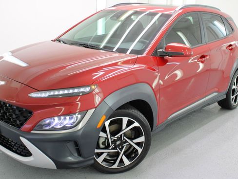 Used 2023 Hyundai Kona Limited AWD/4WD image 12