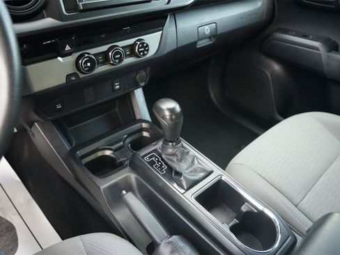 Used 2018 Toyota Tacoma SR w/ SR Convenience Package RWD image 28