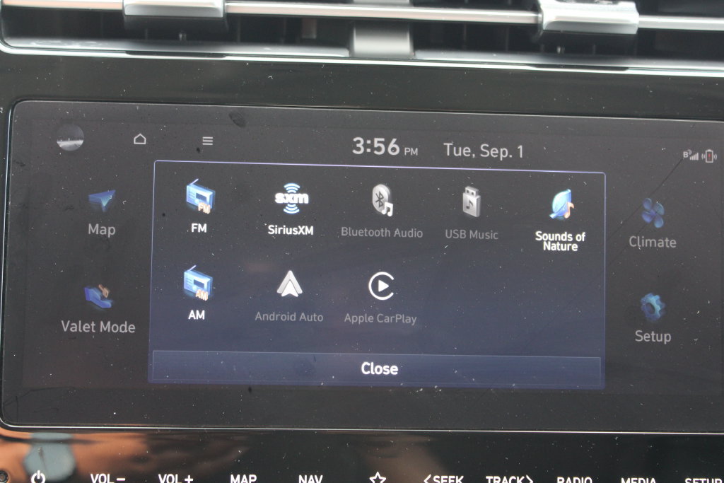 Used 2024 Hyundai Tucson Limited AWD/4WD image 33