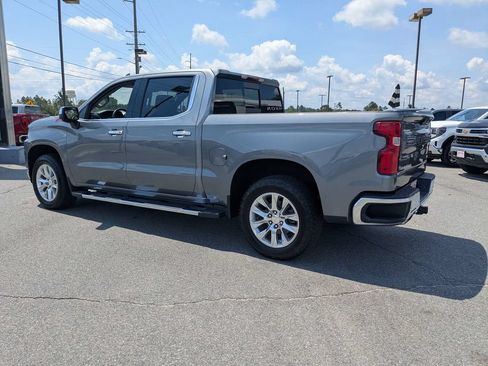 Used 2021 Chevrolet Silverado 1500 LTZ w/ Safety Package II AWD/4WD image 6
