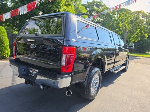 Used 2021 Ford F250 XLT w/ XLT Premium Package AWD/4WD image 3
