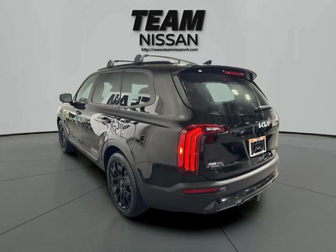 Used 2022 Kia Telluride SX w/ SX Prestige Package image 4