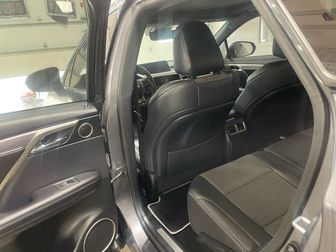 Used 2019 Lexus RX 450h AWD image 31