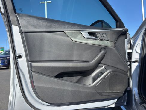 Used 2018 Audi A4 2.0T Premium image 28